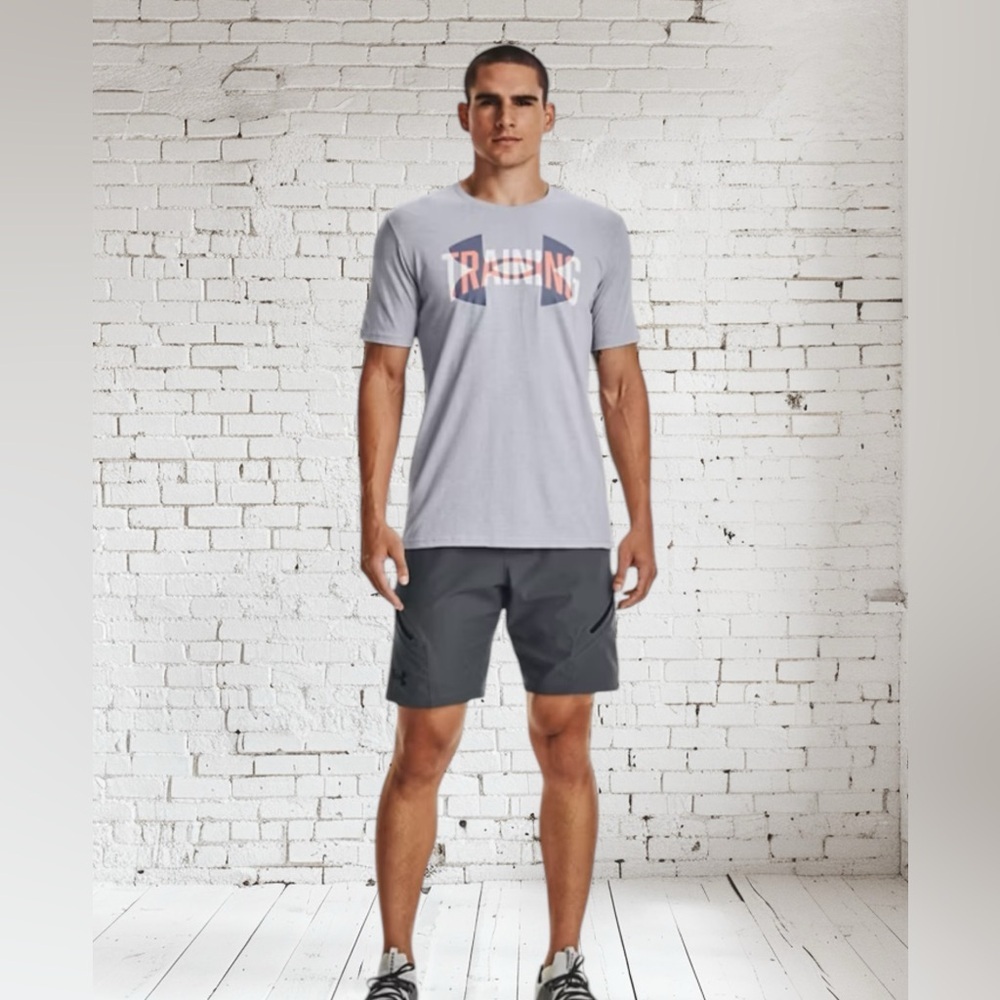 Under Armour Gray Training Tee Small NWT | Performance Fit + Everyday Ease 🩶💪